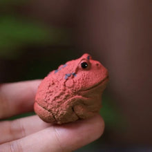 Load image into Gallery viewer, Little Horned Toad Tea Pet | Frog Clay Kungfu Mascot - 1 Pc