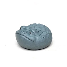 Load image into Gallery viewer, Golden Toad Tea Pet | Chinese Frog Clay Tea Mascot - 1 Pc