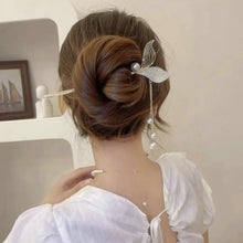 Load image into Gallery viewer, Whale Fin Tail Hair Chopsticks | Chinese Hairstyle (1 Pc)