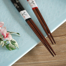Load image into Gallery viewer, Japanese Style Dragonfly Wooden Chopsticks | Black (1 Pair)