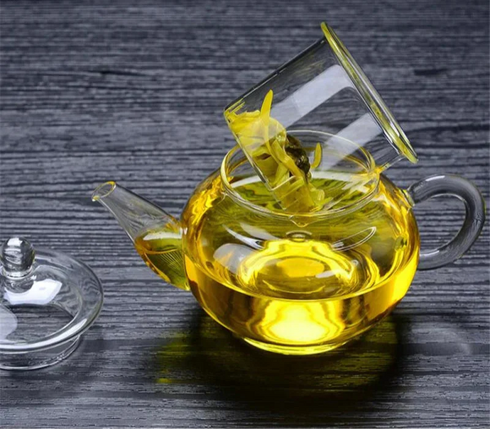 Glass vs. Stainless Infuser: Which Makes Better Tea?