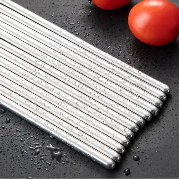 Why Are Korean Chopsticks Metal? Stainless vs Titanium Explained