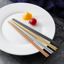 Load image into Gallery viewer, Contemporary Korean Stainless Steel Chopstick Set (5 pairs)