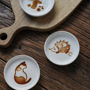 Revealing Cat Soy Sauce Dish | Small Ceramic Seasoning Plate - 1 Pc