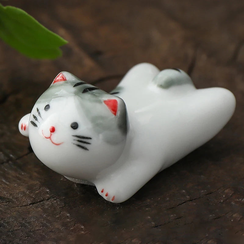 Cute Laying Cat Chopstick Rest | Ceramic Kitten Utensil Holder - 1 Pc