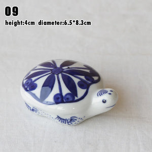 Green Turtle Chopstick Holder | Cute Ceramic Utensil Rest - 1 Pc