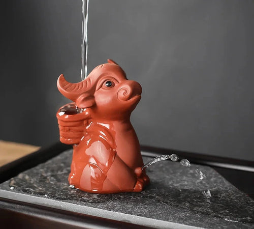 Cattle Spitting Tea Pet | Chinese Clay Handmade Spraying Tea Pets Ornaments - 1 Pc