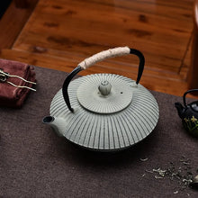 Load image into Gallery viewer, Japanese Cast Iron Teapot (Tetsubin) | 800ml, Minimalist Design