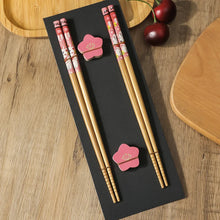 Load image into Gallery viewer, Chinese Wooden Chopsticks with Chopstick Rests | Luxury Gift - 2 Pair Set