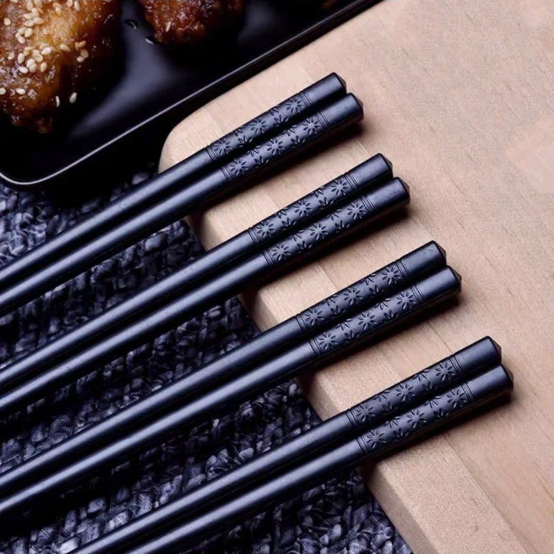 Black Star Metal Chopsticks | Korean Chinese Inspired Tableware - 1 Pair