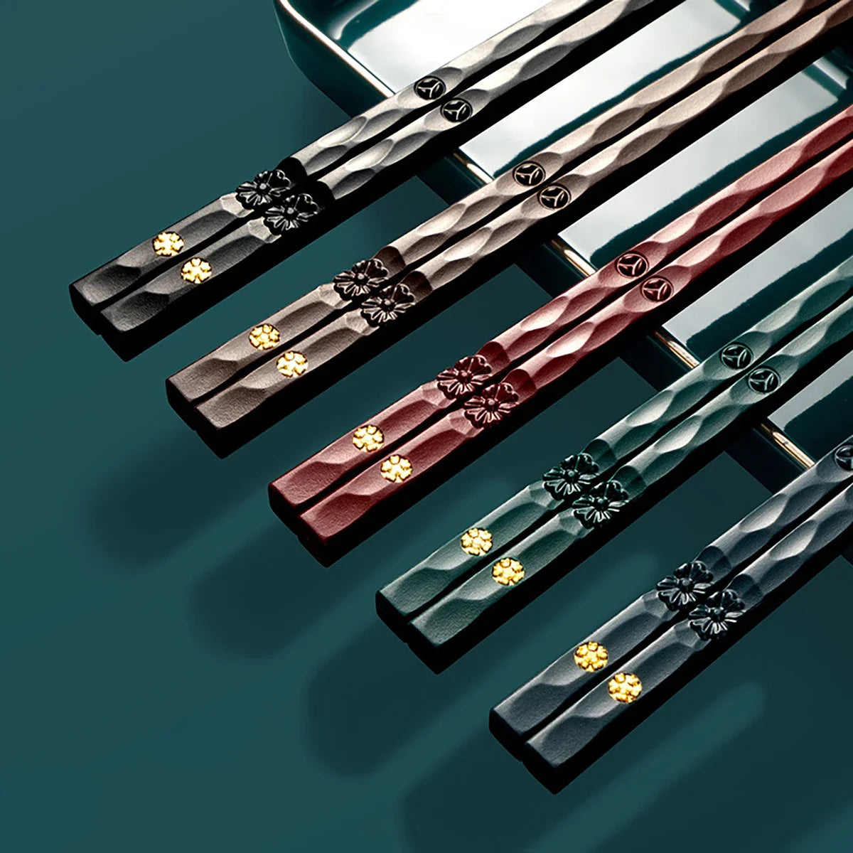 Dark Luxury Ornate Korean Metal Chopstick Set - 5 Pairs