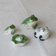 Load image into Gallery viewer, Green Turtle Chopstick Holder | Cute Ceramic Utensil Rest - 1 Pc