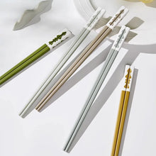 Load image into Gallery viewer, Wavy Korean Chopsticks Set | Modern Autumn Color Tableware - 5 Pairs