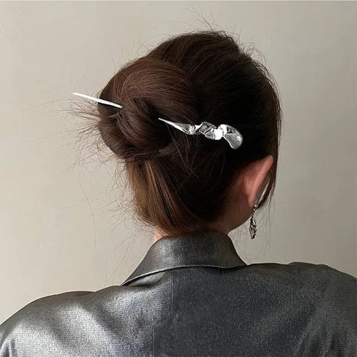 Chinese Hair Stick & Vintage Metal Pin for Hair in Bun