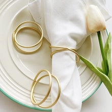 Load image into Gallery viewer, Exquisite Gold Napkin Rings | Metal Bands for Wedding Party Dinner