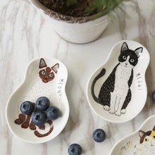 Load image into Gallery viewer, Illustrated Cat Sauce Dish | Cute Ceramic Japanese Sushi Dipping Bowl - 1 Pc