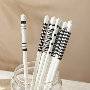 Black and White Pattern Ceramic Chopsticks | Polka Dots Bone Porcelain High Temperature Resistance - 1 Pair