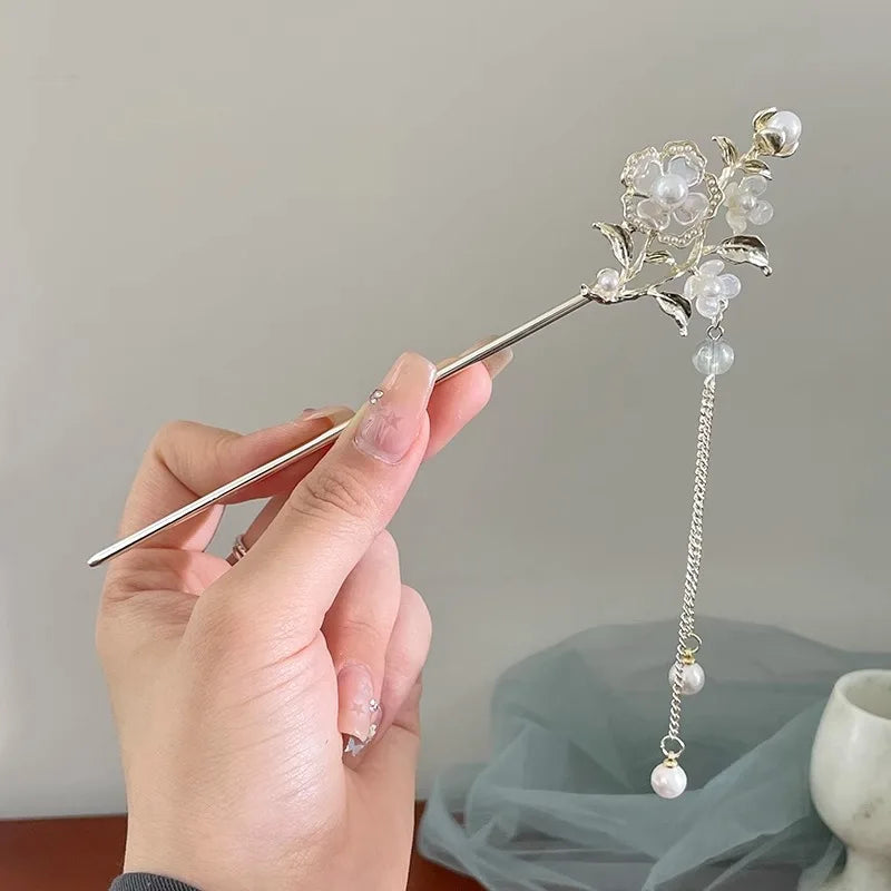 Elegant White Hair Sticks | Cute Chinese Silver Plated Metal Pin - 1 Pc