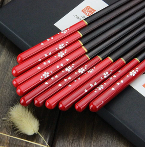 Sakura Floral Style Wooden Chopsticks | Black & Red (1 Pair)