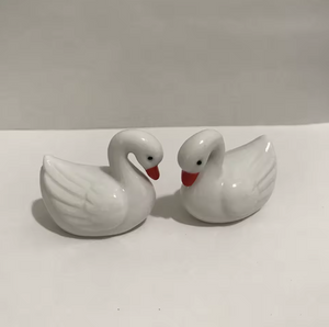 Cute Chopstick Holder | Ceramic White Swan Utensil Rest - 1 Pc