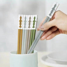 Load image into Gallery viewer, Wavy Korean Chopsticks Set | Modern Autumn Color Tableware - 5 Pairs