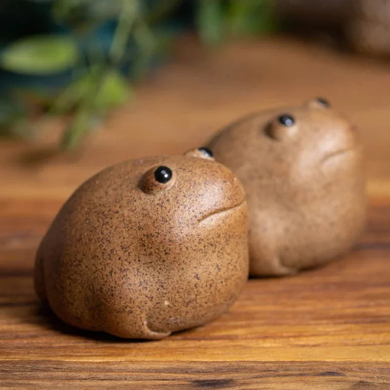 樹脂クラフト置物 Lucky Frog Tea Pet | Porcelain Chinese Zen Tea Figurine Mascot - 1