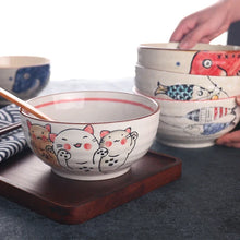 Load image into Gallery viewer, Vintage Painted Ramen Bowls | Japanese Fish Cat Noodle Donburi Rice Bowl - 1 Pc