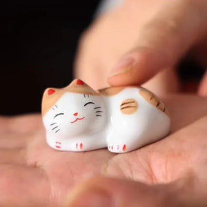 Sleeping Lucky Cat Chopsticks Holder | Cute Japanese Ceramic Rests - 5 Pc Set