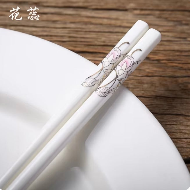 Ceramic Light Pink Floral Luxury Ceramic Chopsticks (1 pair)