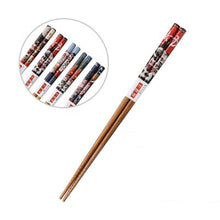 Load image into Gallery viewer, Decorated Japanese Style Bamboo Lucky Animals Chopstick Set (5 pairs)